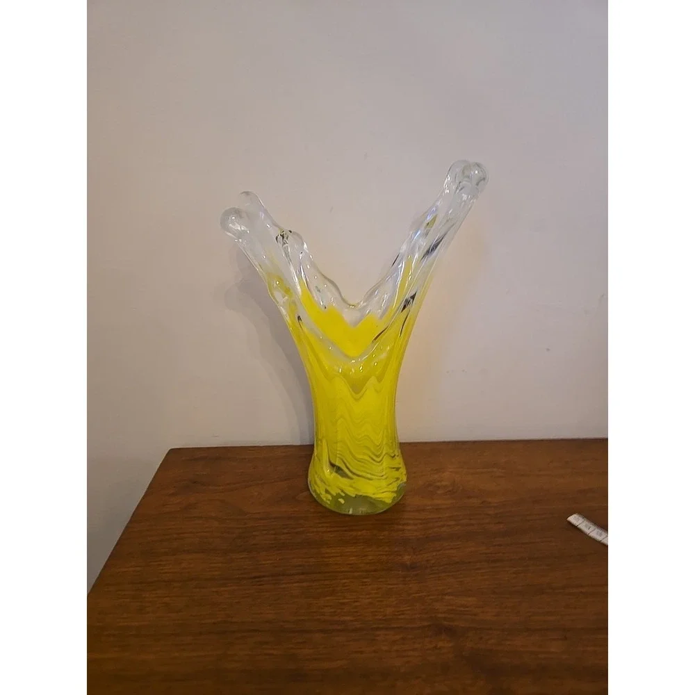 Vintage Dramatic Art Glass Yellow Swirl Swung Wave Vase Clear 11.25in